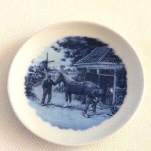 Delft-Blauw Blue and White Decorative Plate